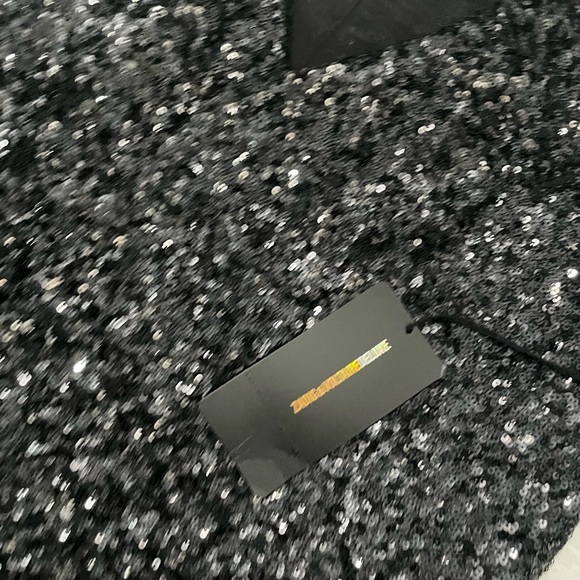 Brand new vest and the strap - Picture 8 of 8